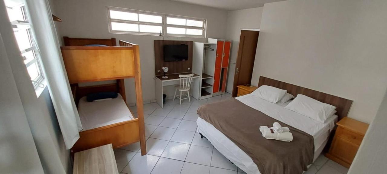 Floripa Centro Hostel *